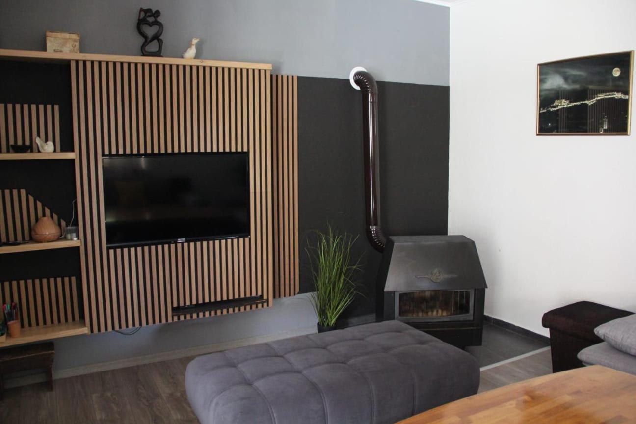 Apartman Lilium Knin Ngoại thất bức ảnh